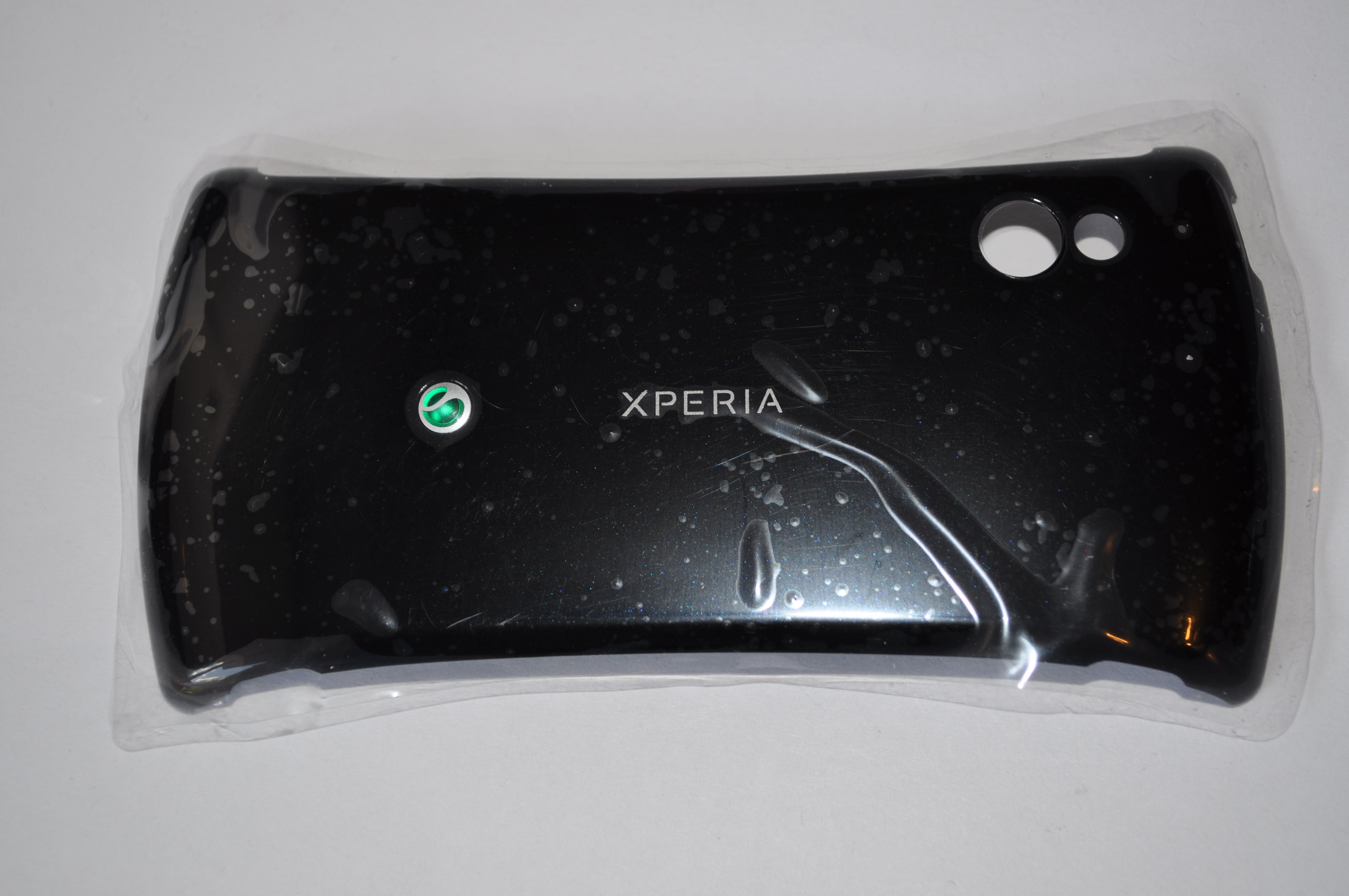 Original Sony Ericsson R8 Xperia Play Akkudeckel