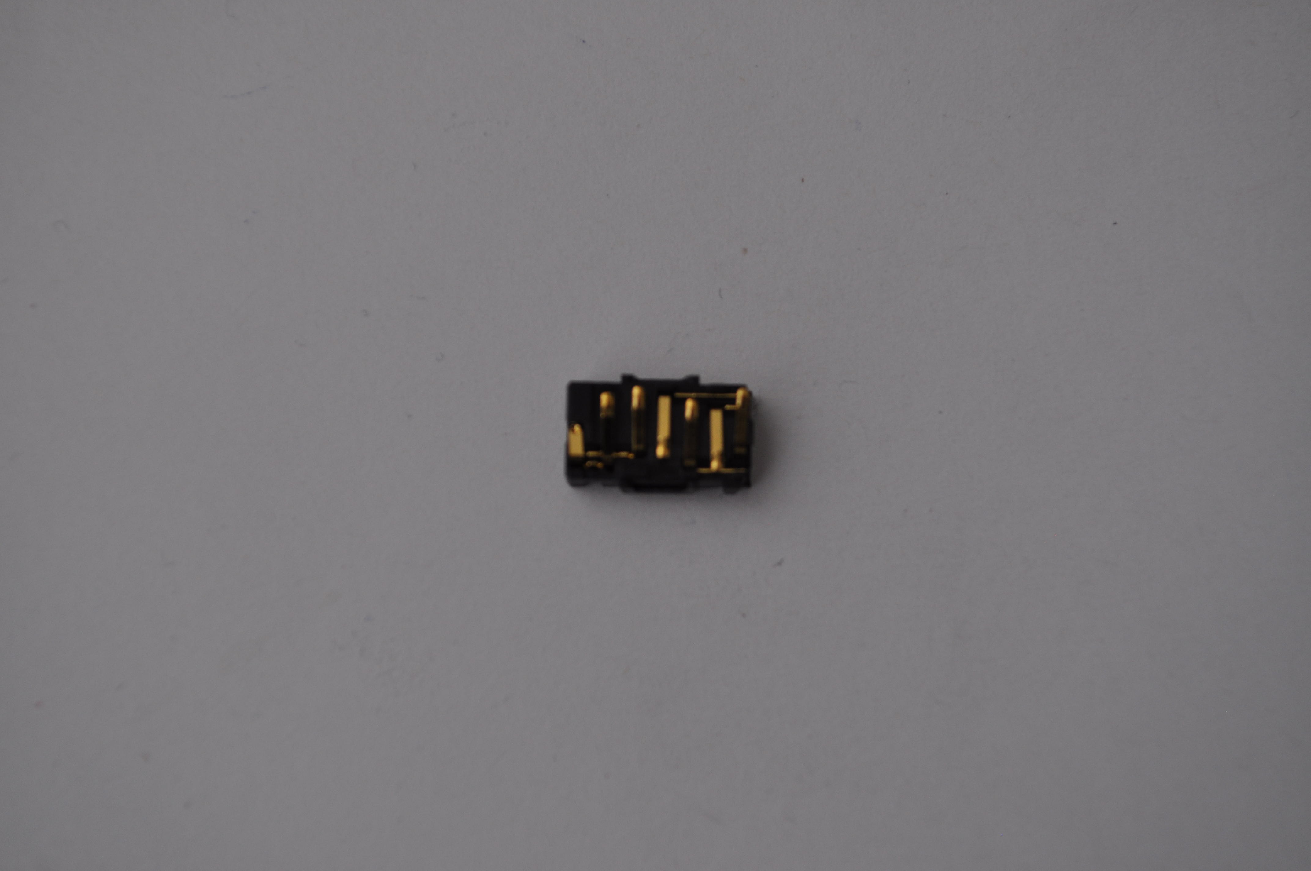 Original Nokia 6700 AV Connector