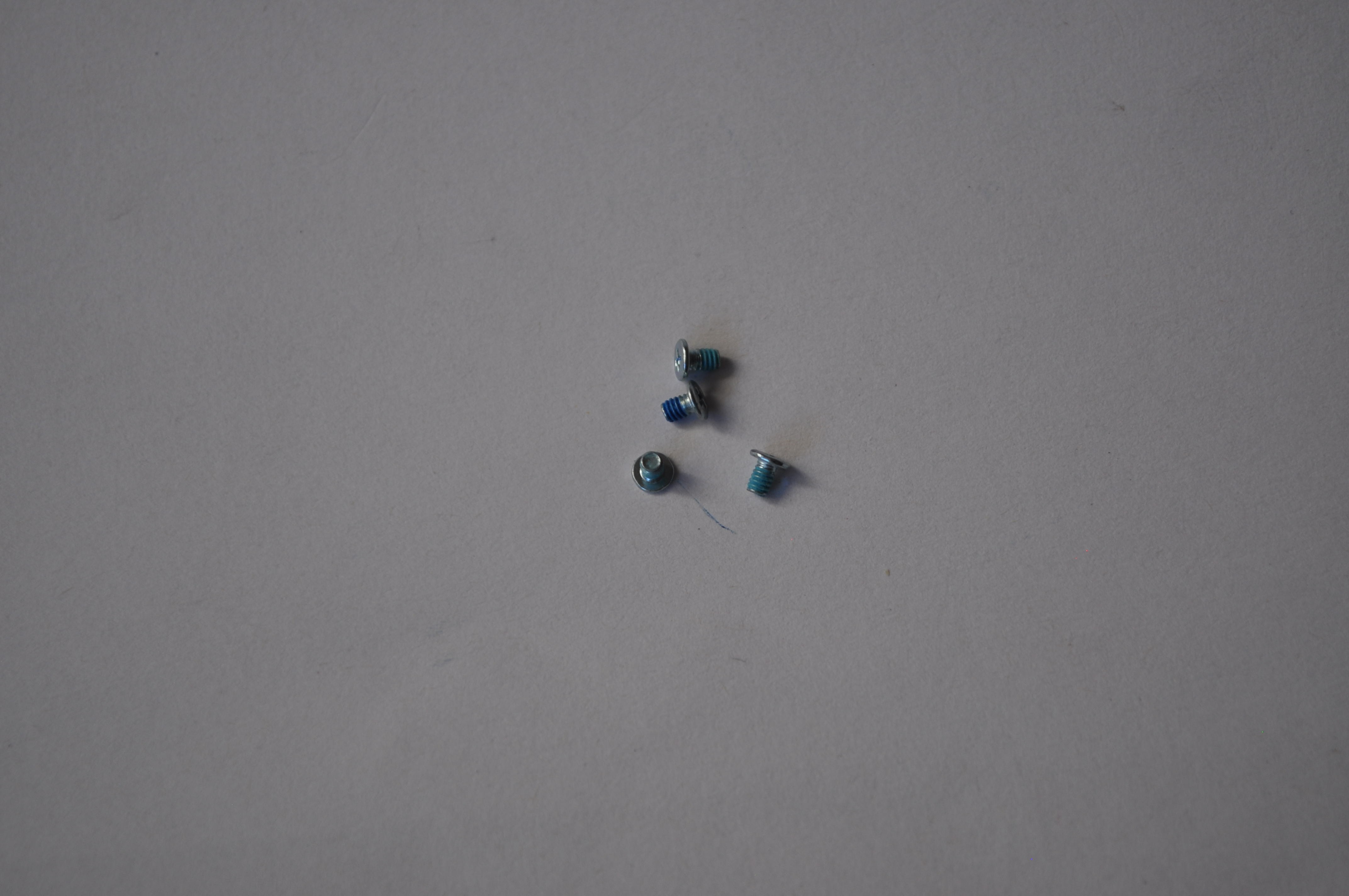 Original Sony Ericsson W550i 1,6mm Schrauben